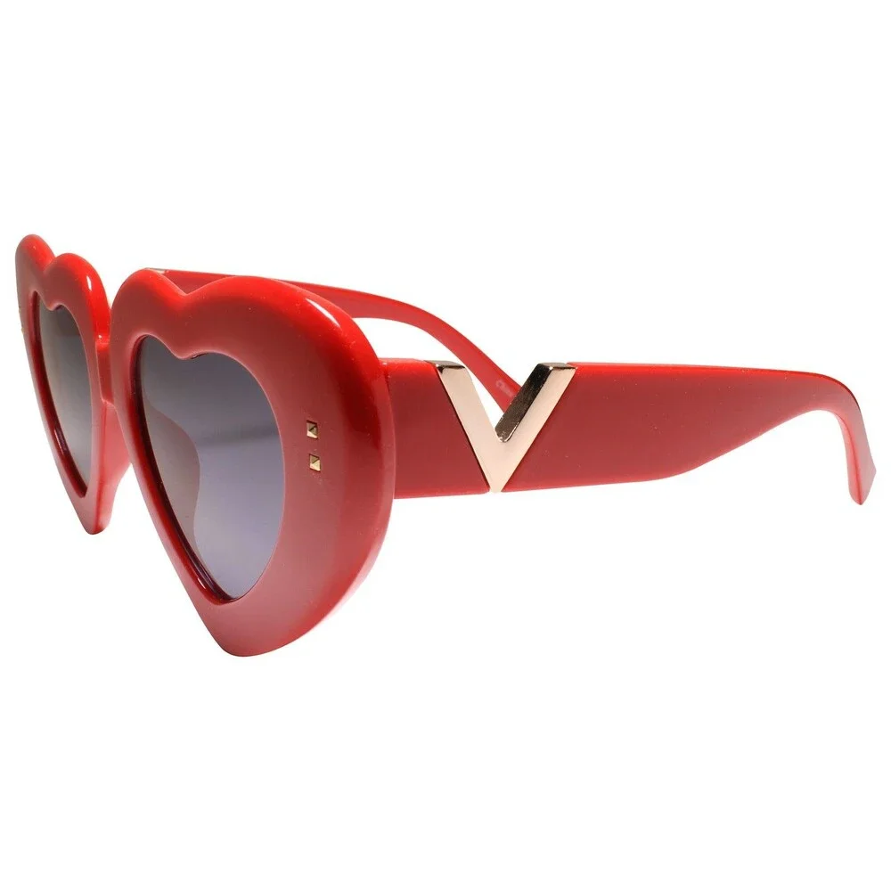 Chunky Love Eye-Catching Bold Heart-Shaped Sunglasses with Thick Red Frames